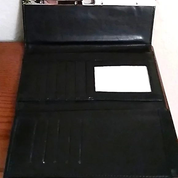 Black full size wallet - Picture 2 of 5